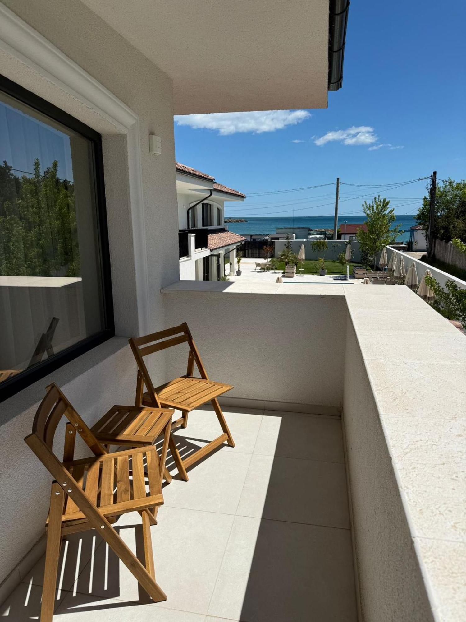 Luuma Hotel 2 Mai Exterior photo
